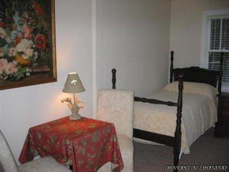 Riverdale Inn - Jacksonville Room photo